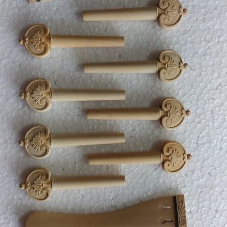 Violin carving Peg and Tailpiece